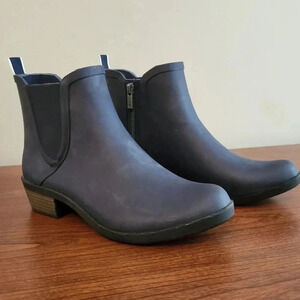 Lucky Brand Blue with Black Trim Basel H2O Rubber Stacked Heel Rain Booties(10)
